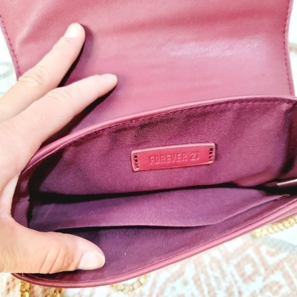 FOREVER 21 DEEP BURGUNDY SMALL CROSSBODY, W GOLD CHAIN STRAP